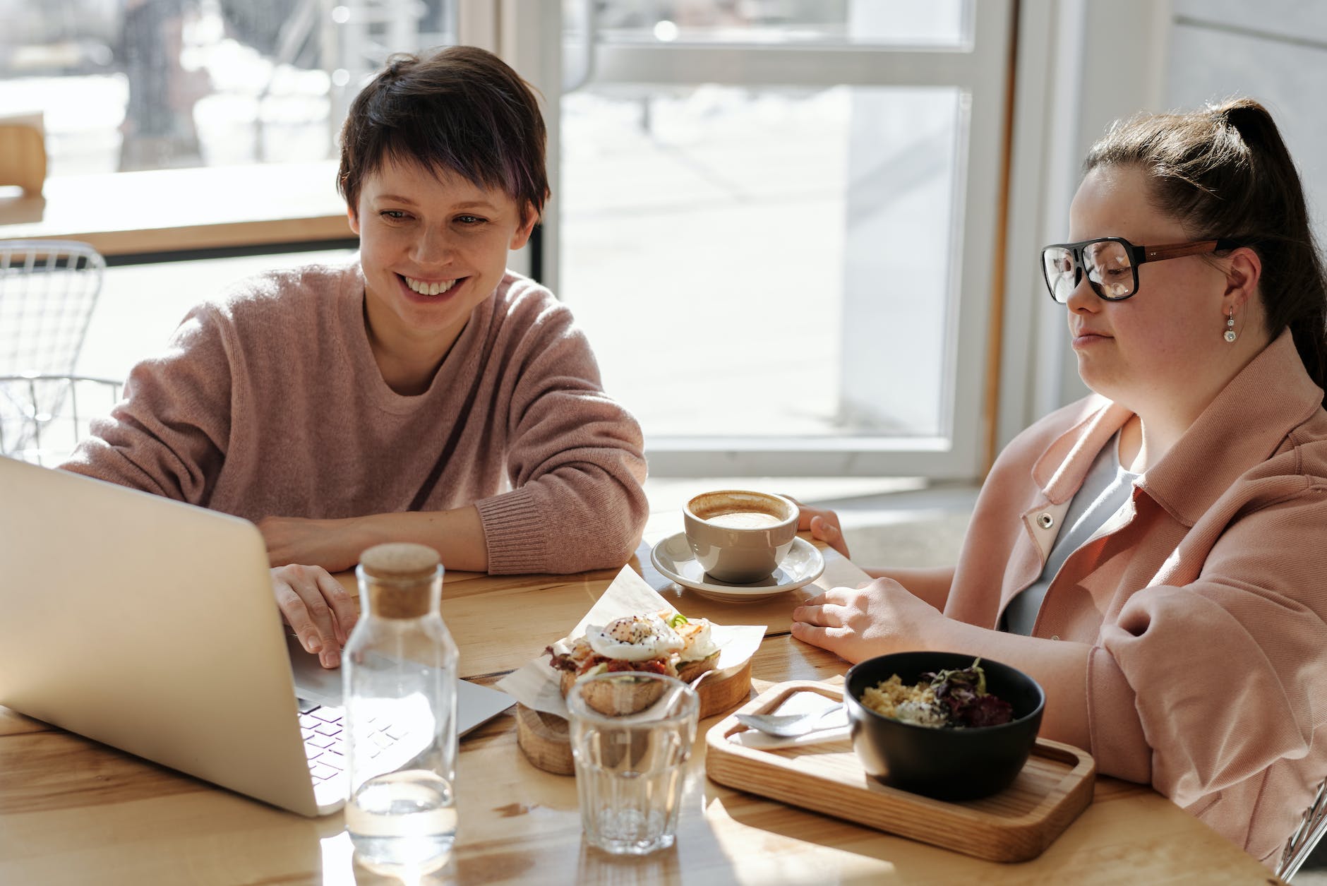 meeting at the cafe